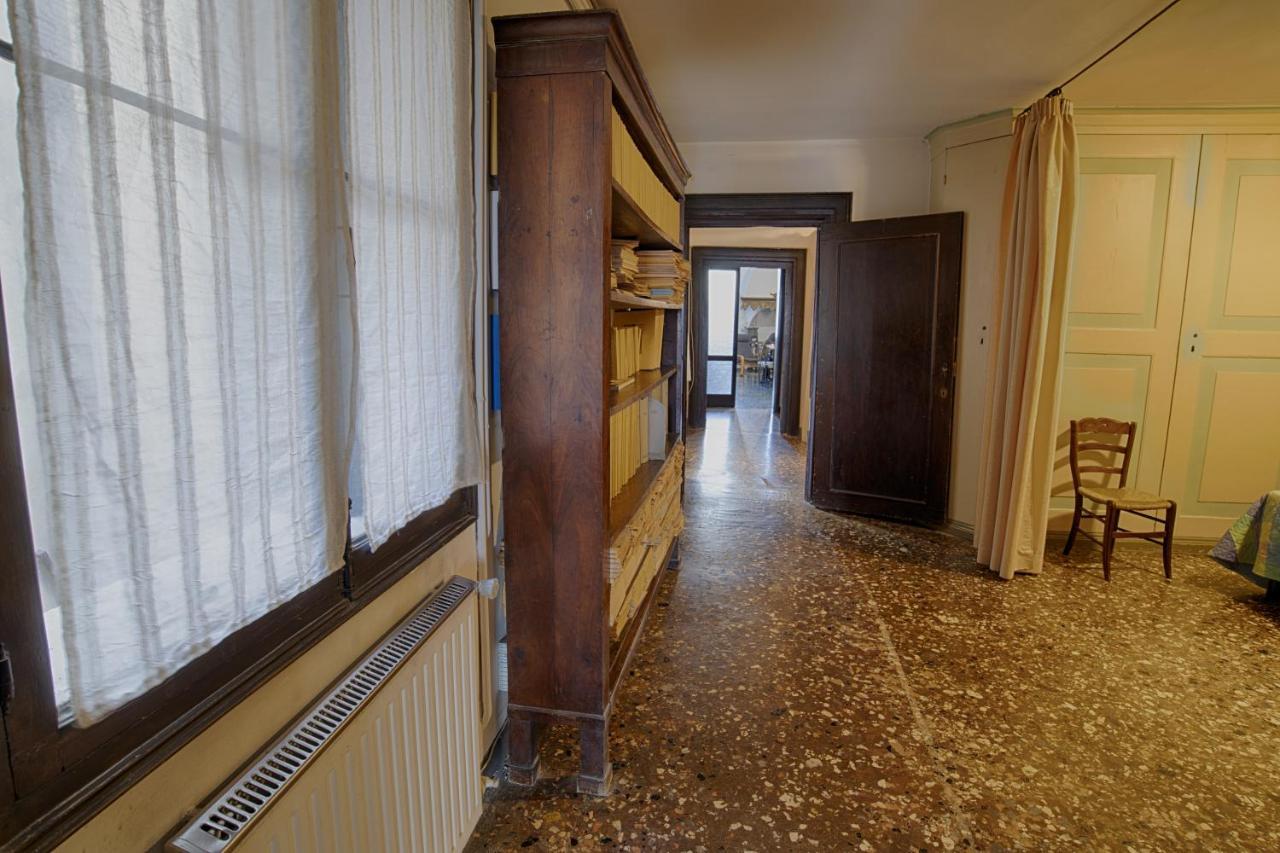 Vintage Venice Apartment Exterior photo